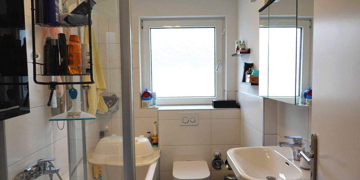 Etagenwohnung Leverkusen Lützenkirchen - 3 Zimmer, 63 m&sup2;, 710&euro; | Angebot:25266738