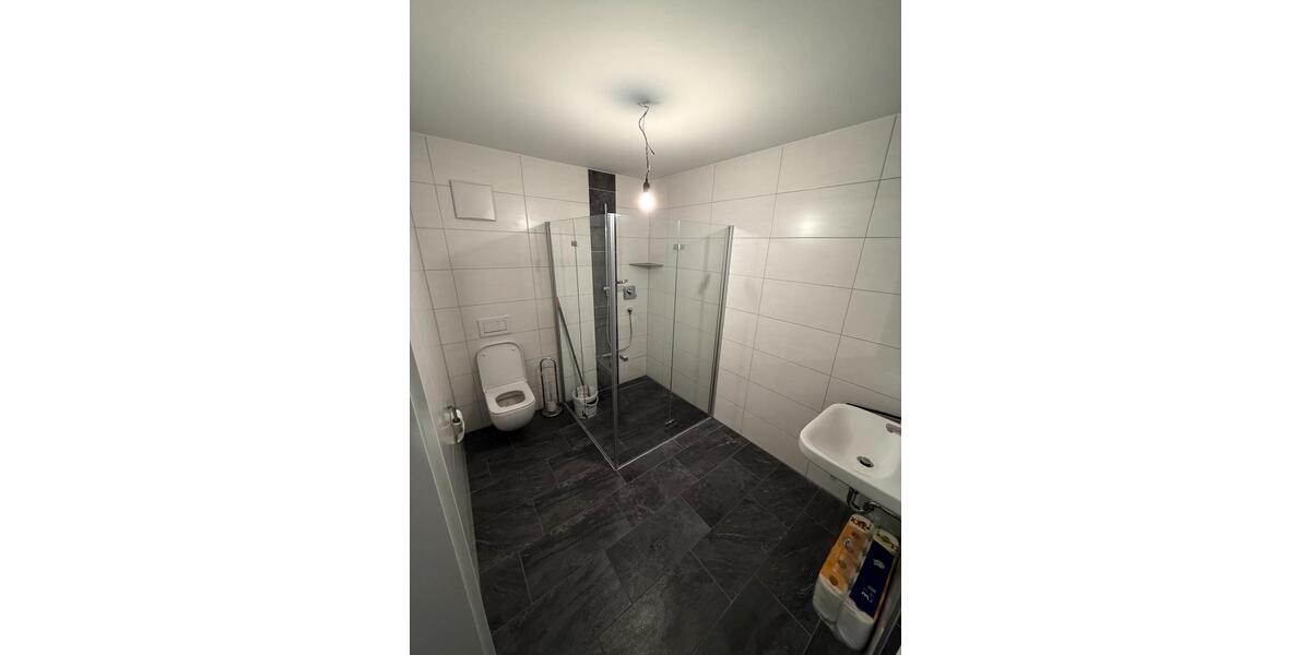 Erdgeschoßwohnung Waldkraiburg - 2 Zimmer, 71 m&sup2;, 850&euro; | Angebot:26038525