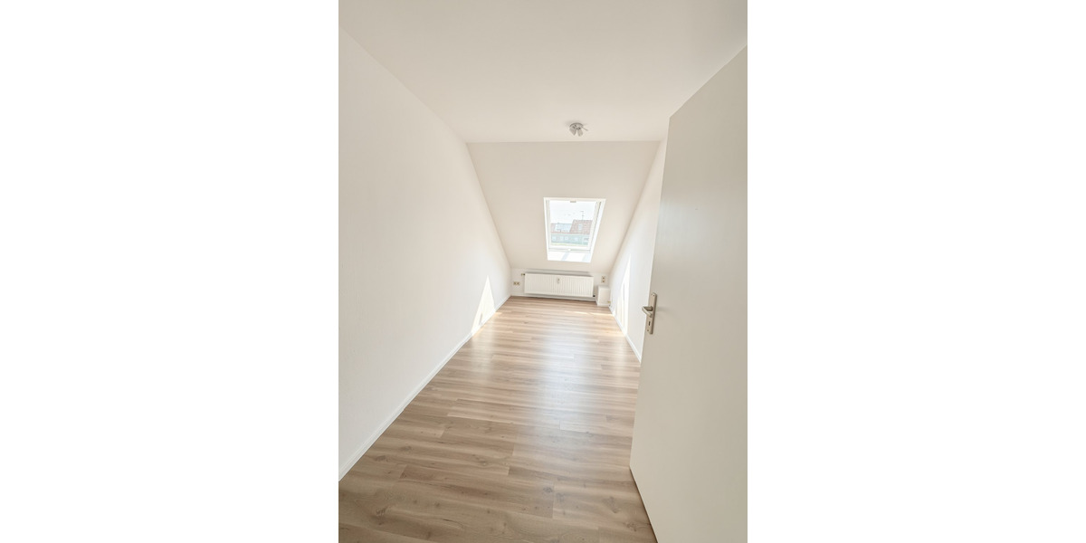 Dachgeschoßwohnung Hannover Vahrenwald-List - 3 Zimmer, 73 m&sup2;, 870&euro; | Angebot:25721761
