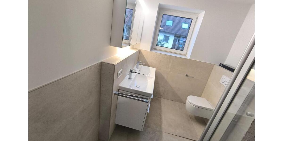 Wohnen auf Zeit München Moosach - 4 Zimmer, 160 m&sup2;, 850&euro; | Angebot:25126571