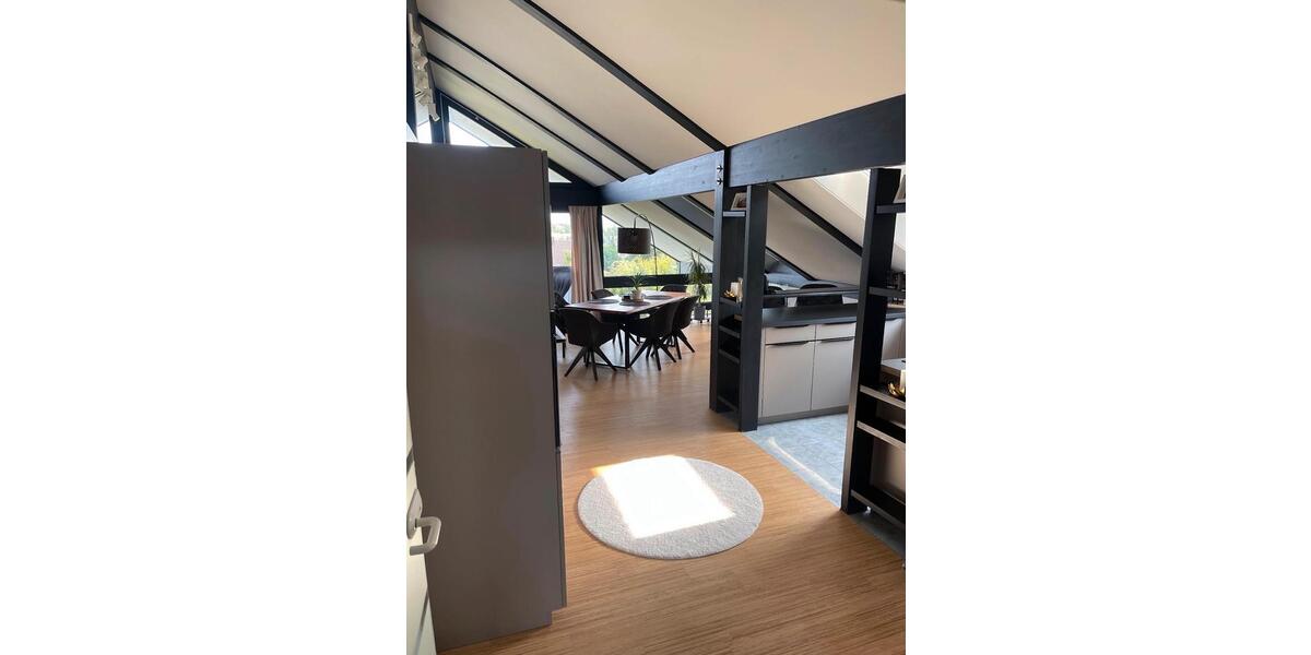 Dachgeschoßwohnung Hadamar - 3 Zimmer, 100 m&sup2;, 1.250&euro; | Angebot:26238001