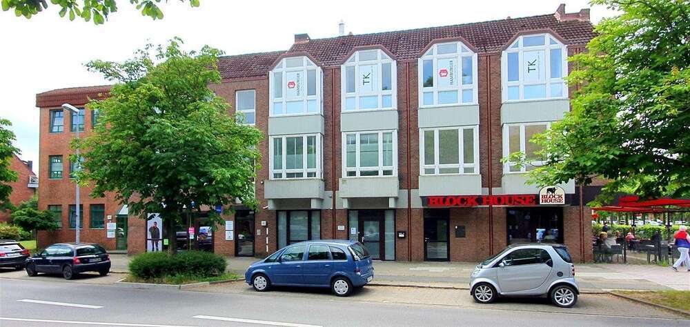 Büro in Ahrensburg 1.640 € 172.69 m²