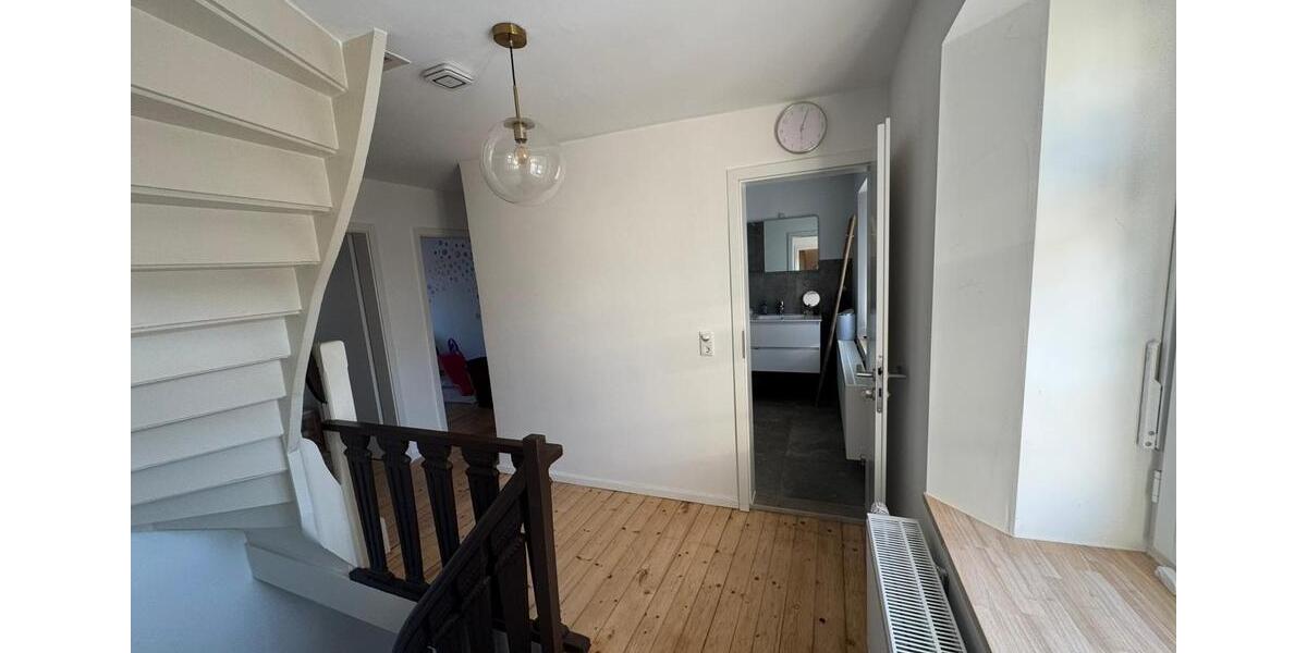 Reihenhaus Nörvenich - 5.5 Zimmer, 125 m&sup2;, 1.750&euro; | Angebot:26635010