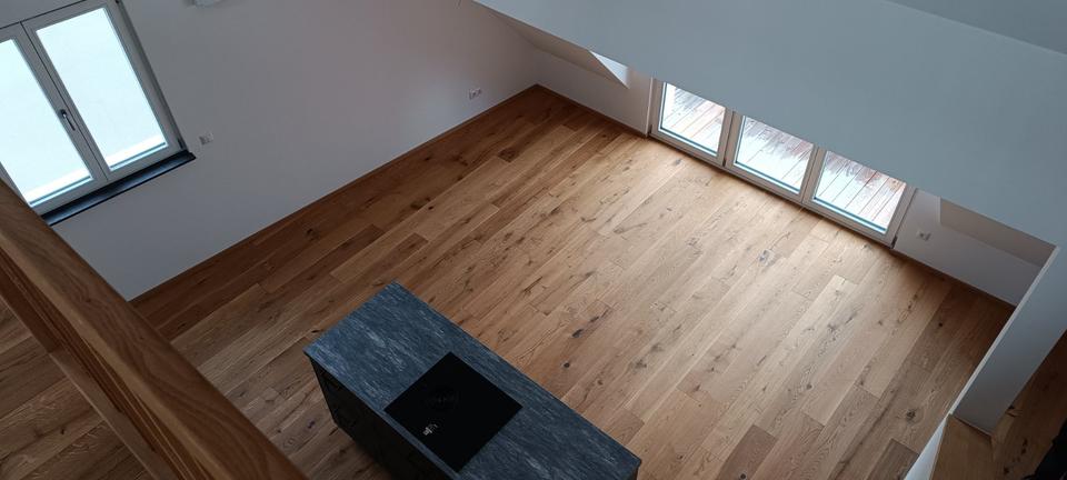 Dachgeschoßwohnung Oettingen in Bayern - 3 Zimmer, 103 m&sup2;, 1.300&euro; | Angebot:24877175