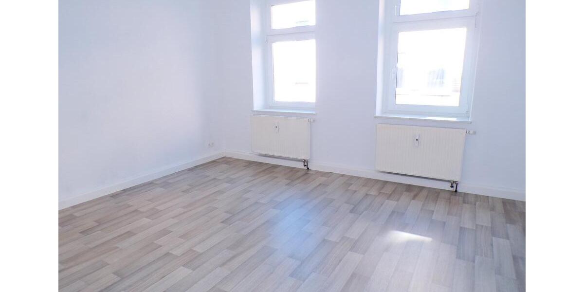Etagenwohnung Werdau - 5 Zimmer, 108 m&sup2;, 599&euro; | Angebot:25865190
