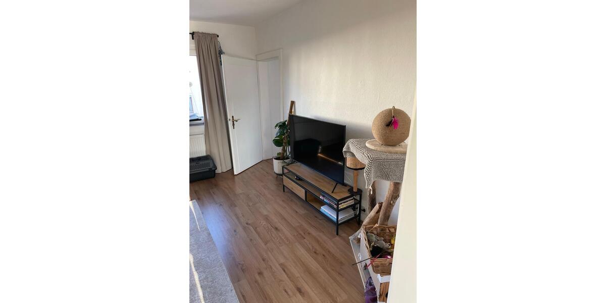 Etagenwohnung Großenlüder - 3 Zimmer, 75 m&sup2;, 620&euro; | Angebot:26598381
