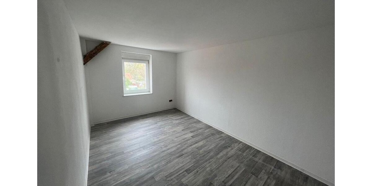 Erdgeschoßwohnung Aken (Elbe) - 1.5 Zimmer, 35 m&sup2;, 245&euro; | Angebot:26264140