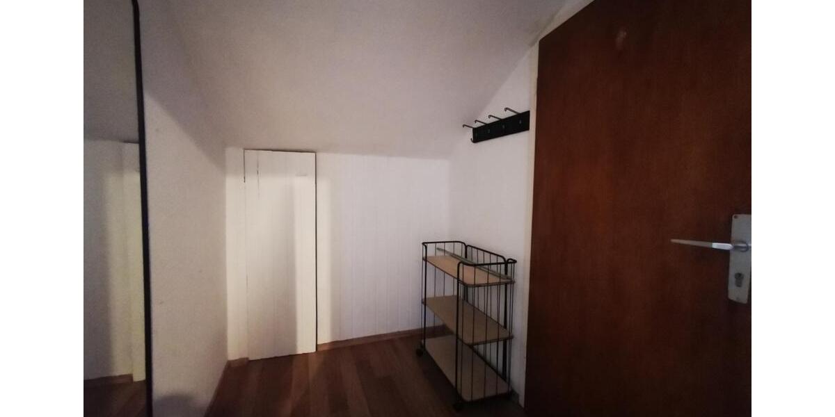 Dachgeschoßwohnung Wuppertal Brill - 1 Zimmer, 43 m&sup2;, 420&euro; | Angebot:24652122