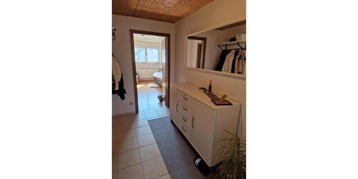 Dachgeschoßwohnung Oberteuringen - 3.5 Zimmer, 85 m&sup2;, 950&euro; | Angebot:25963169