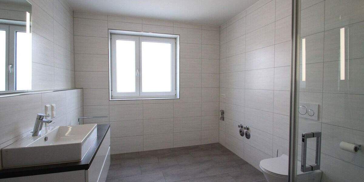 Etagenwohnung Krumbach - 2 Zimmer, 85 m&sup2;, 1.000&euro; | Angebot:24608015