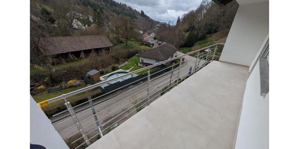 Etagenwohnung Eberbach - 3 Zimmer, 104 m&sup2;, 1.000&euro; | Angebot:25832268