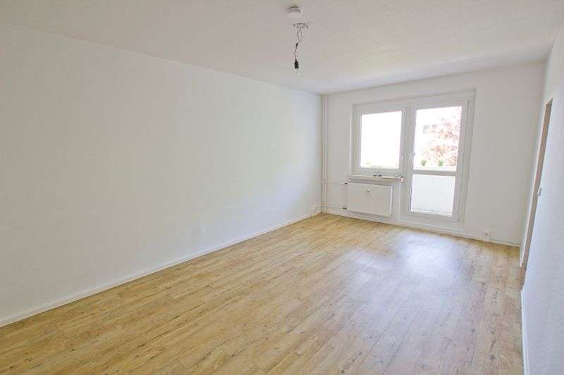Etagenwohnung Halle (Saale) Trotha - 1 Zimmer, 36 m&sup2;, 315&euro; | Angebot:27255521