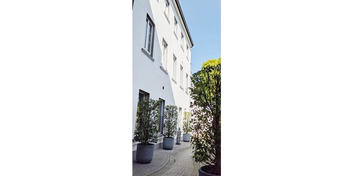 Dachgeschoßwohnung Krefeld Cracau - 3 Zimmer, 86 m&sup2;, 600&euro; | Angebot:26286777