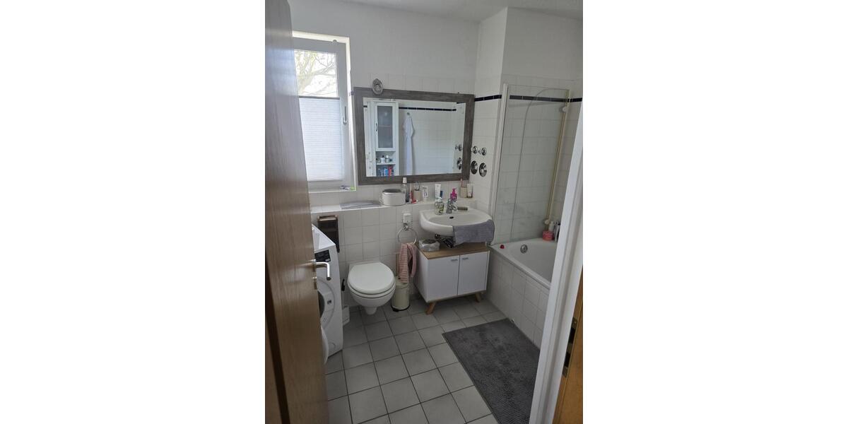 Etagenwohnung Lüdersdorf - 2 Zimmer, 63 m&sup2;, 630&euro; | Angebot:26578841
