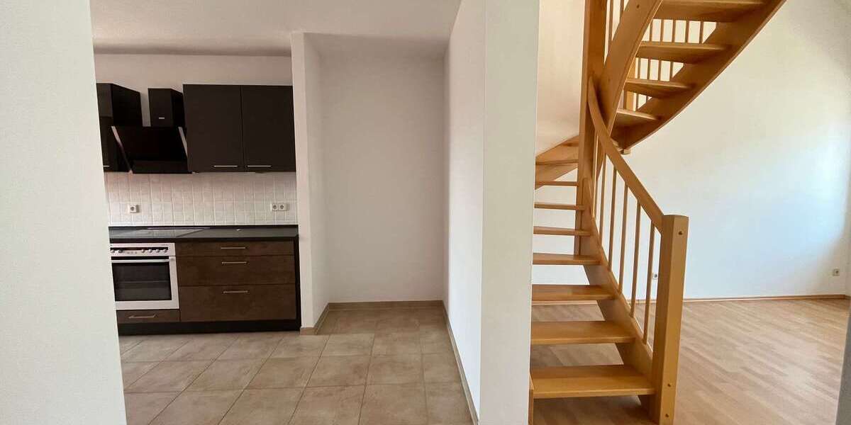 Etagenwohnung Chemnitz Zentrum - 2 Zimmer, 79 m&sup2;, 515&euro; | Angebot:27074916