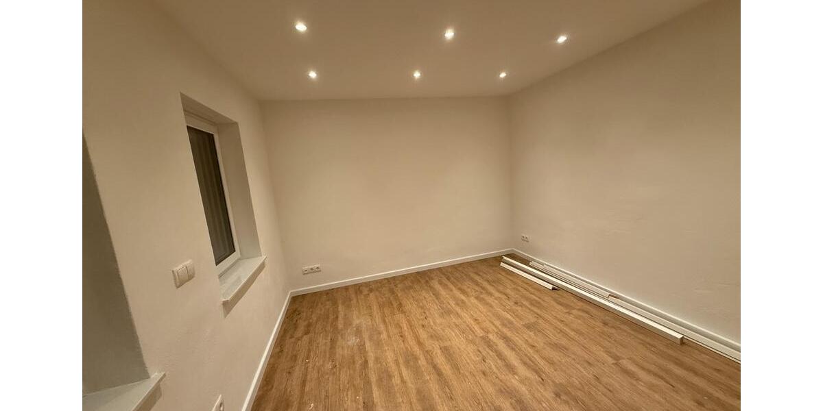 Haus kernsaniert ,Erstbezug ab 01.02.2026 3 zimmer