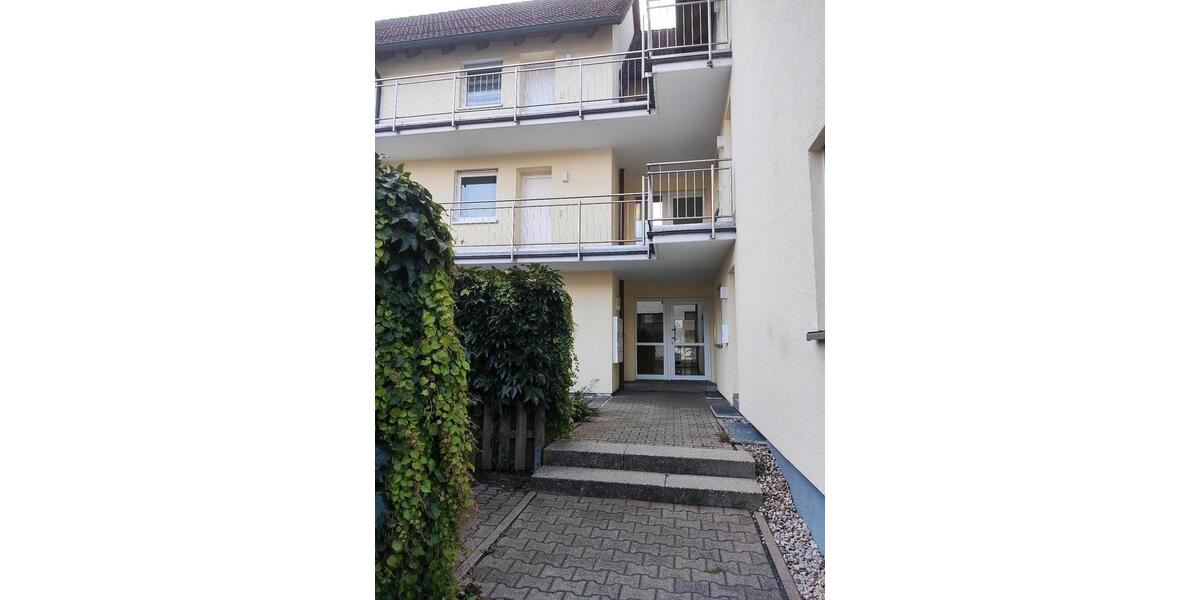 Dachgeschoßwohnung Neustadt bei Coburg - 2 Zimmer, 53 m&sup2;, 650&euro; | Angebot:24352908