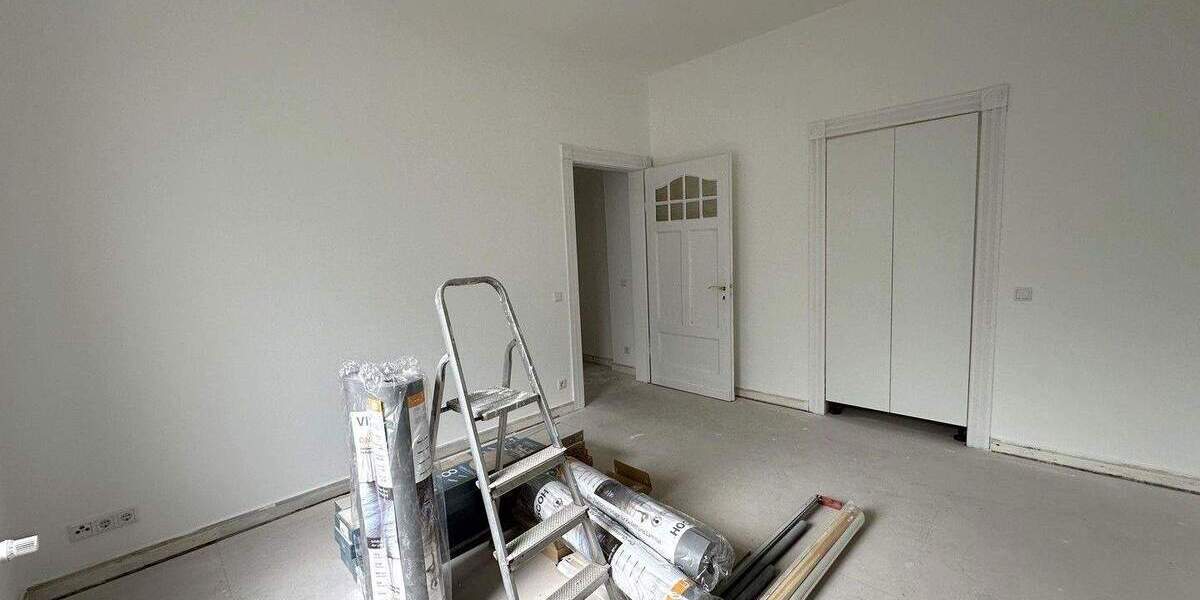 Sanierte Altbau-Wohnung im EG mit Garten ? Besichtigung am 24. Januar 3 zimmer