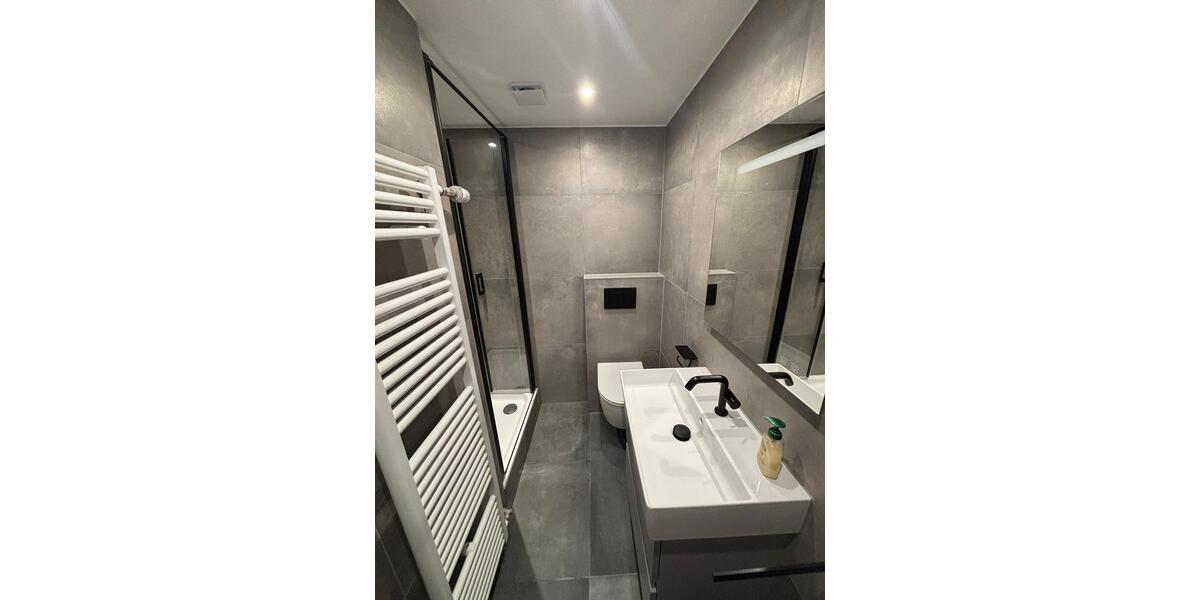 Dachgeschoßwohnung Sankt Ingbert - 2 Zimmer, 60 m&sup2;, 600&euro; | Angebot:24953980