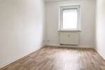 Etagenwohnung Riesa Pausitzer Delle - 4 Zimmer, 76 m&sup2;, 449&euro; | Angebot:26418868