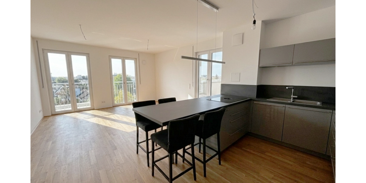 Helligkeit & Eichenholz: Barrierefreie 3-Zimmer-Wohnung mit West-Dachterrasse & Fernblick. - 3- Darmstadt Darmstadt/Vororte | Angebot:26221652