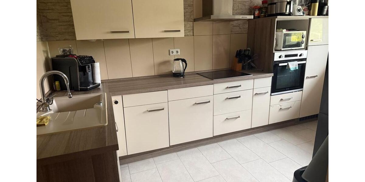 Etagenwohnung Gummersbach Berstig Süd - 4 Zimmer, 100 m&sup2;, 1.100&euro; | Angebot:26638421