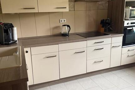 Wohnung Gummersbach Berstig Süd - 4 Zimmer, 100 m&sup2;, 1.100&euro; | Angebot:26638421