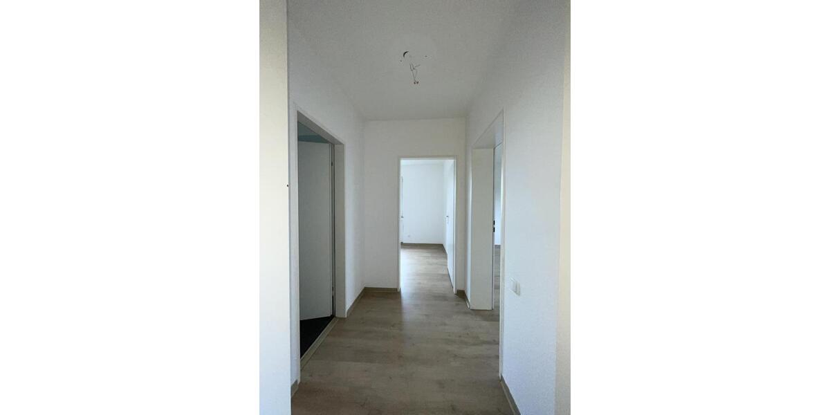 Etagenwohnung Velbert Langenberg - 3.5 Zimmer, 84 m&sup2;, 619&euro; | Angebot:26672561