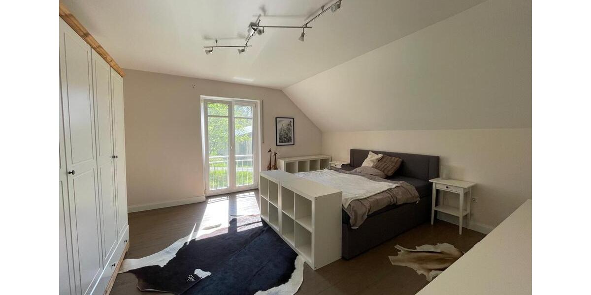 Einfamilienhaus Versmold - 5 Zimmer, 210 m&sup2;, 2.950&euro; | Angebot:26442223