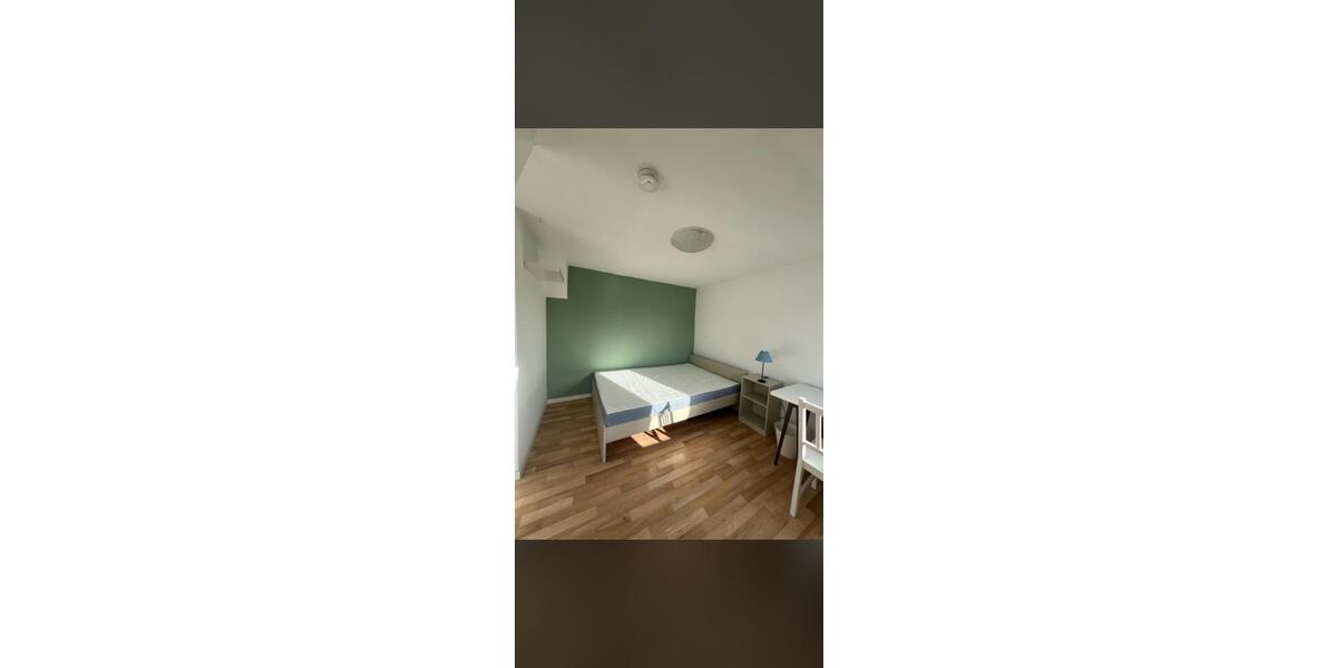 Wohnen auf Zeit Bremerhaven Geestemünde - 5 Zimmer, 130 m&sup2;, 400&euro; | Angebot:26531758