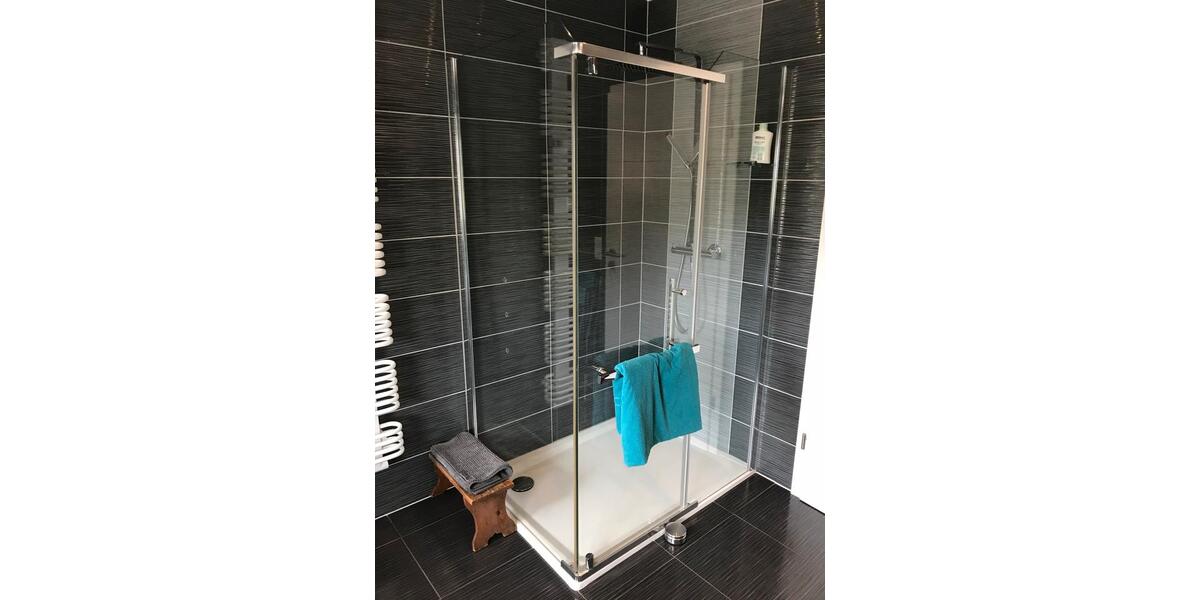 Etagenwohnung Kassel Vorderer Westen - 3 Zimmer, 103 m&sup2;, 1.200&euro; | Angebot:25950882