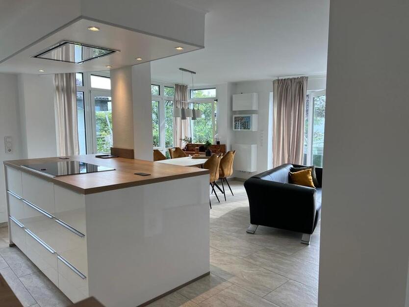 Luxuriöse & voll ausgestattete Wohnung am Nützenberg-Park