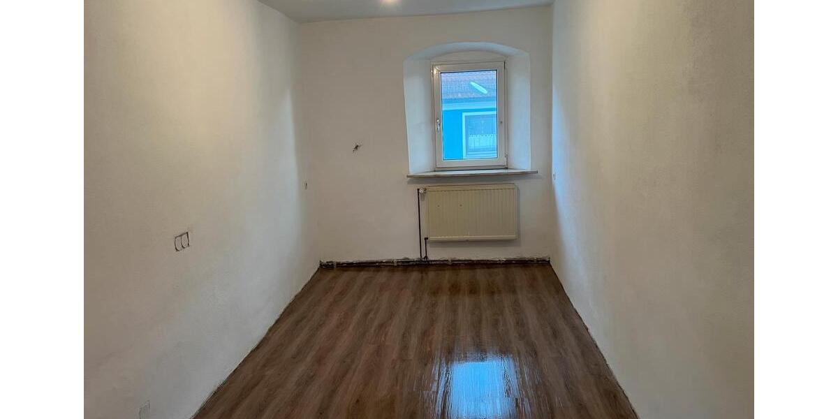 Reihenhaus Thiersheim - 5 Zimmer, 163 m&sup2;, 1.150&euro; | Angebot:22709151