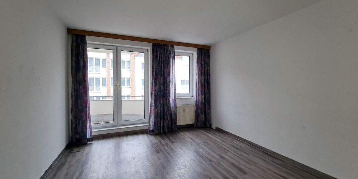 Charmante 1-Raumwohnung mit Pantryküche, Designbelag und Balkon 1 zimmer