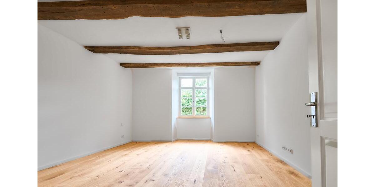 Erdgeschoßwohnung Detmold Hiddesen - 3 Zimmer, 143 m&sup2;, 1.859&euro; | Angebot:25807068