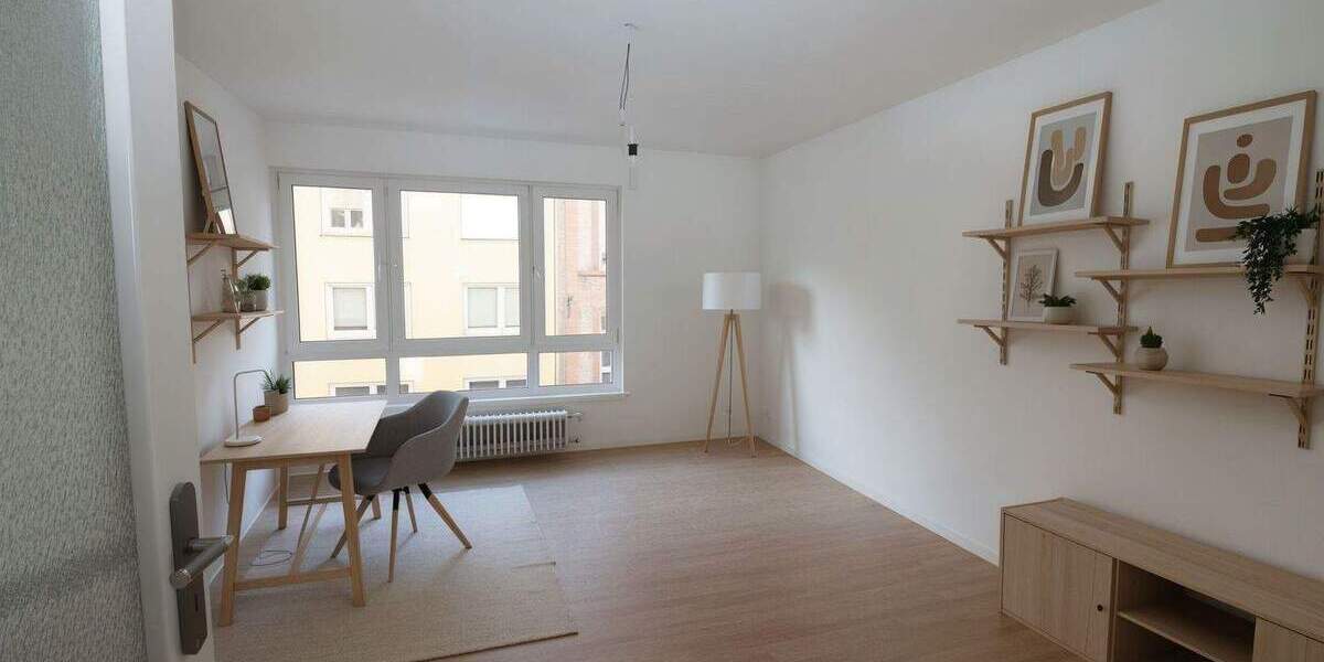 Schöne, sehr helle 4 Zimmer Wohnung in zentraler, ruhige Lage. 4 zimmer