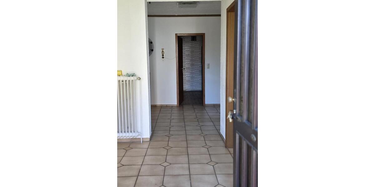 Einfamilienhaus Stuhr - 7 Zimmer, 200 m&sup2;, 1.500&euro; | Angebot:25882466