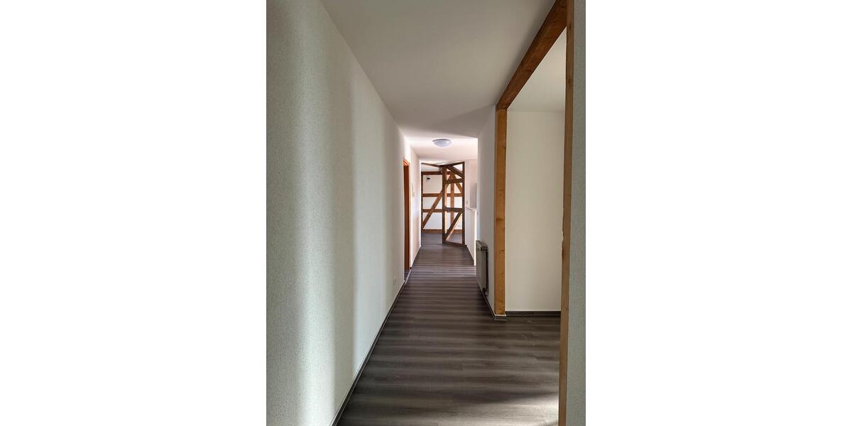Dachgeschoßwohnung Arnstadt - 3 Zimmer, 80 m&sup2;, 850&euro; | Angebot:26549036