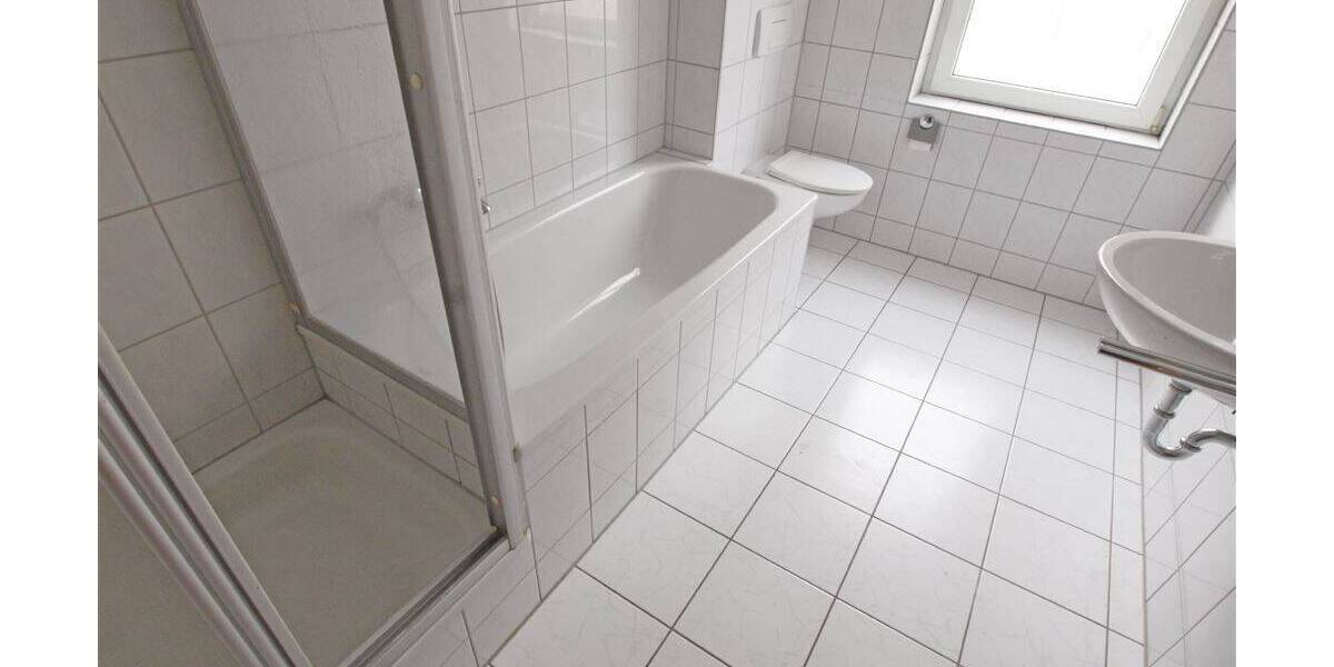 Etagenwohnung Chemnitz Ebersdorf - 2 Zimmer, 68 m&sup2;, 327&euro; | Angebot:26841581