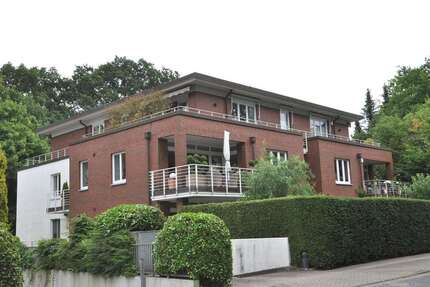 Haus zum Mieten in Hamburg 3.800 € 203 m²