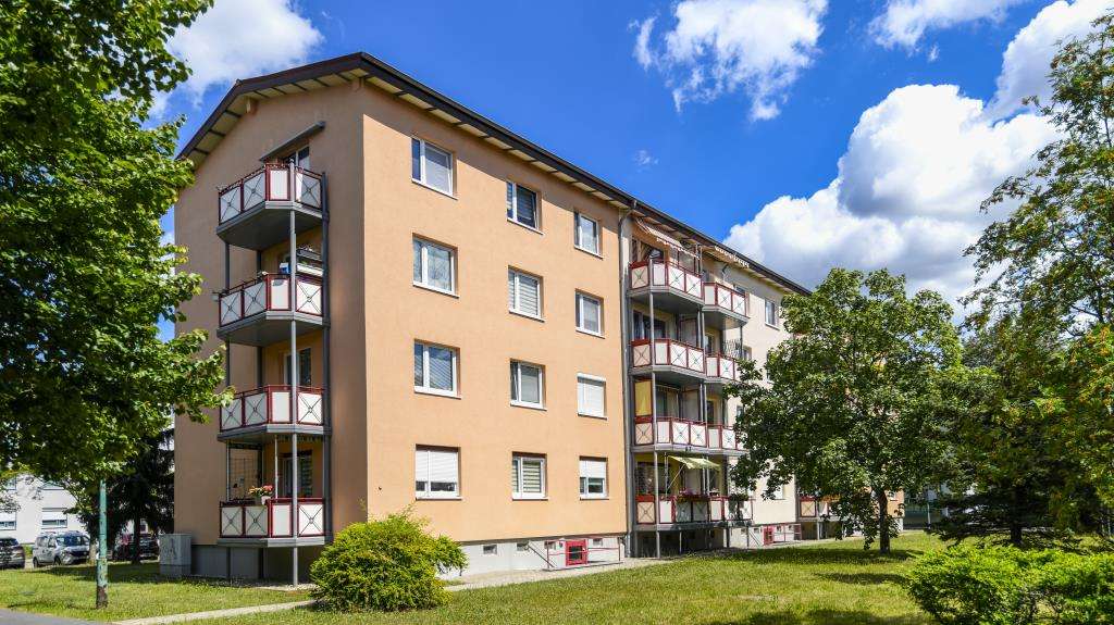 Etagenwohnung Hoyerswerda - 3 Zimmer, 62 m&sup2;, 334&euro; | Angebot:26988067