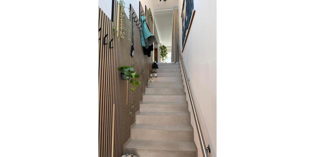 Dachgeschoßwohnung München Feldmoching-Hasenbergl - 4 Zimmer, 80 m&sup2;, 1.700&euro; | Angebot:26335443