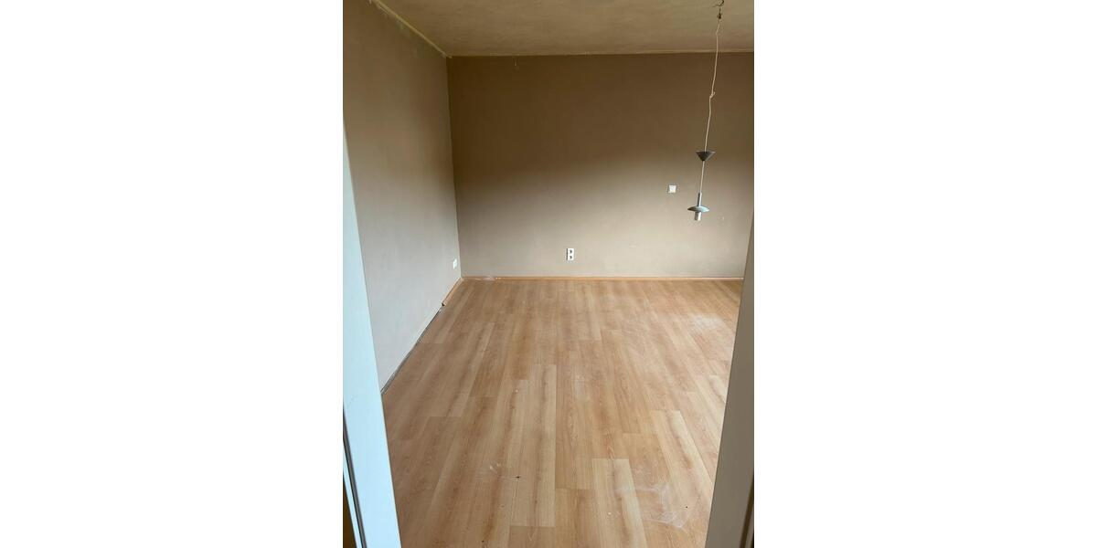 Erdgeschoßwohnung Sinsheim - 1 Zimmer, 70 m&sup2;, 750&euro; | Angebot:26562327