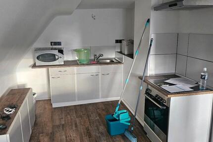 2 ZKB Dachgeschosswohnung in Niederwerrn 2 zimmer