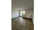 Charmante 2-Zimmer-Wohnung mit Balkon in Lusan sucht Nachmieter