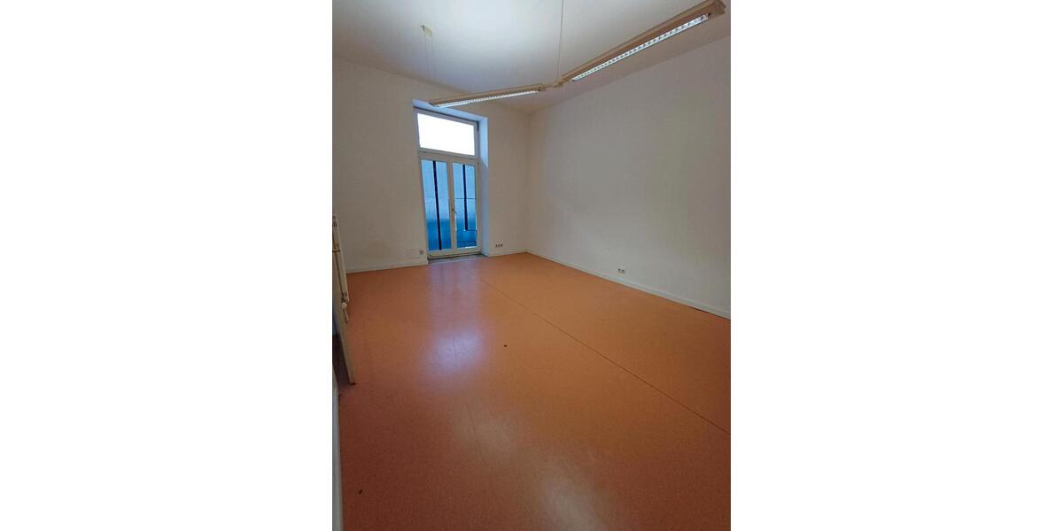 Etagenwohnung Miltenberg - 4 Zimmer, 96 m&sup2;, 1.250&euro; | Angebot:24689180