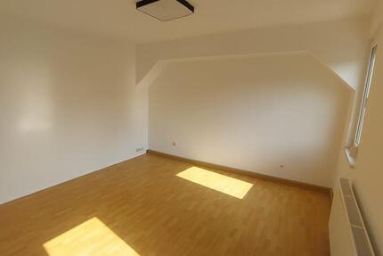 Gemütliche 2-Zimmer Wohnung mit Balkon, Garten, Keller, Parken 2 zimmer