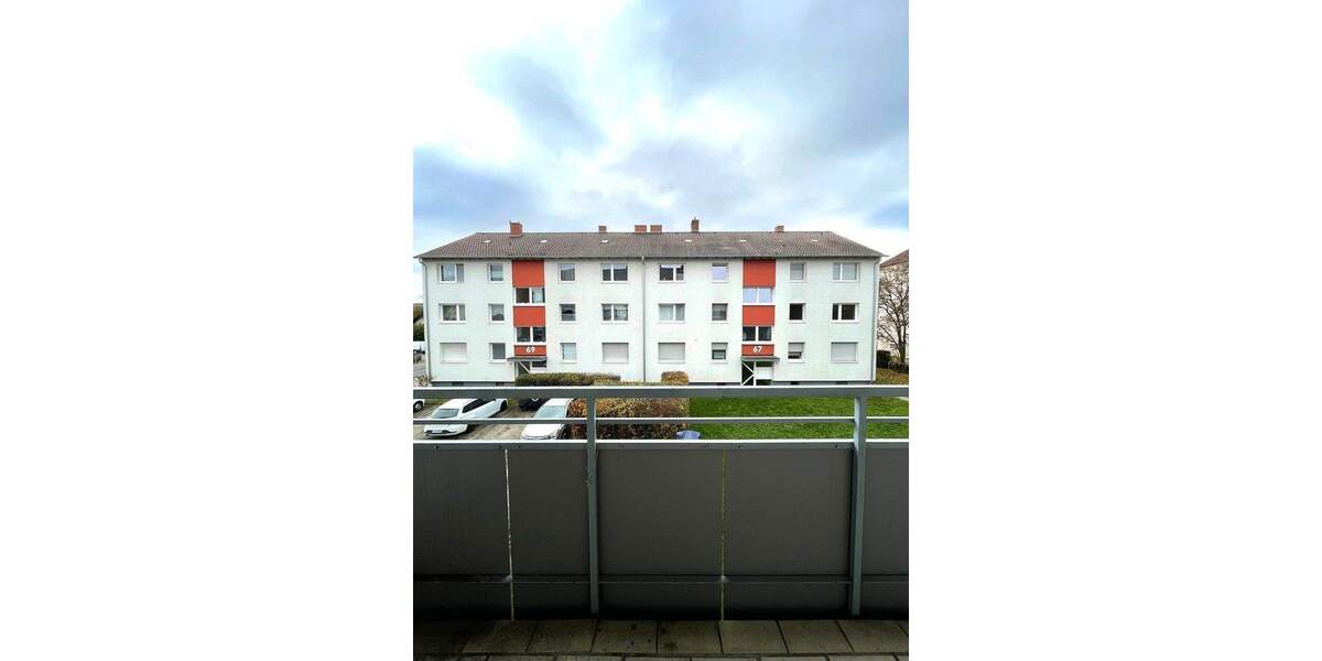 Etagenwohnung Eisenberg - 3 Zimmer, 74 m&sup2;, 690&euro; | Angebot:24909589