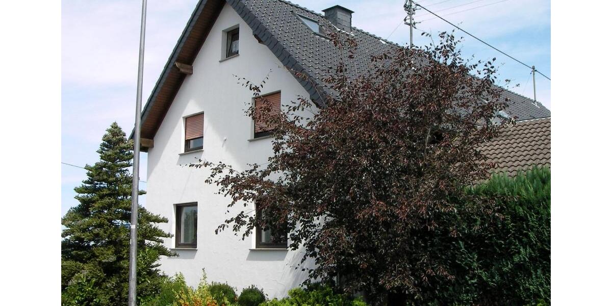 Einfamilienhaus Schuld - 6 Zimmer, 156 m&sup2;, 1.350&euro; | Angebot:26580271