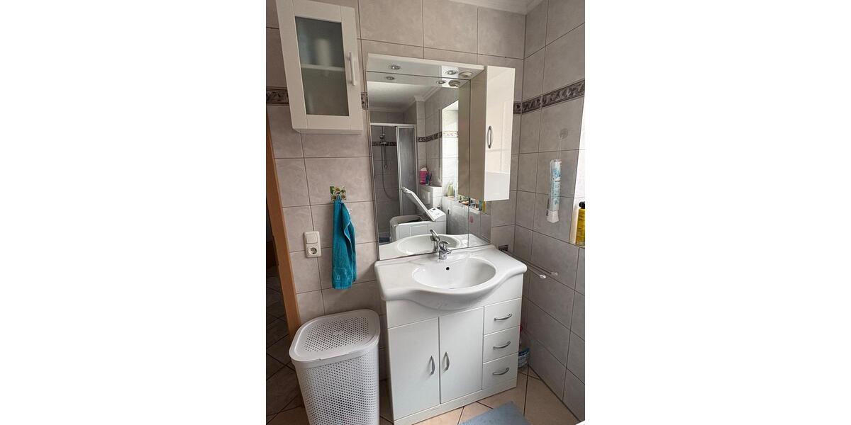 Erdgeschoßwohnung Bad Grönenbach - 3 Zimmer, 92 m&sup2;, 1.050&euro; | Angebot:25990546